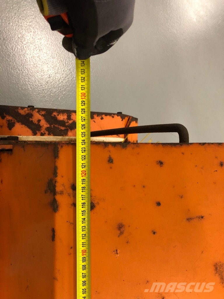 HWH Kost 125 Väiketraktorite lisaseadmed