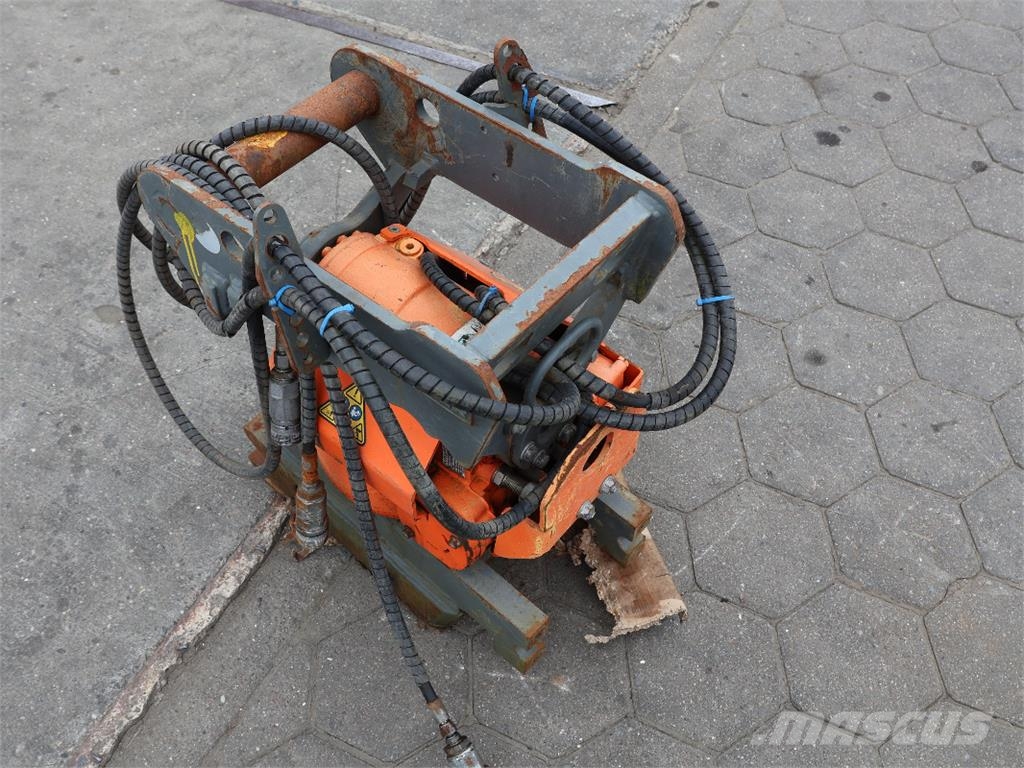  TILT ROTATOR TR07 Farm machinery