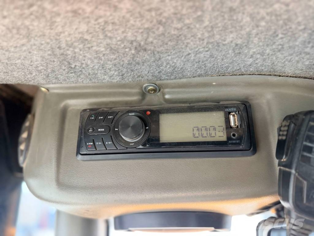 Dynapac CP224W Gummiradwalzen