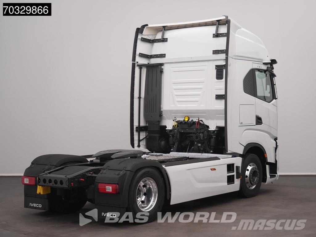 Iveco S-Way 500 4X2 NEW! HPEB Parking Cooler Alcoa Full Naudoti vilkikai