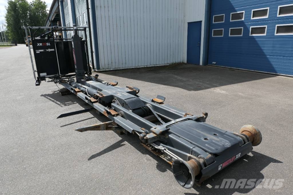 Hiab XR2053-WM0-L Ganchos portacontenedores