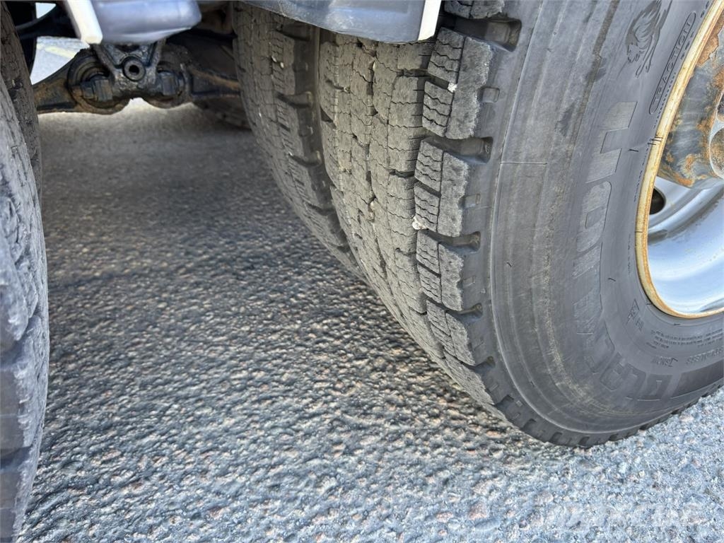 Volvo FM 8x4 Camiones desmontables