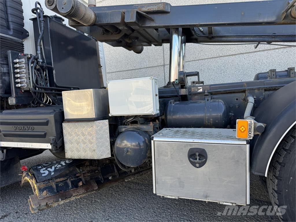 Volvo FM 8x4 Camiones desmontables
