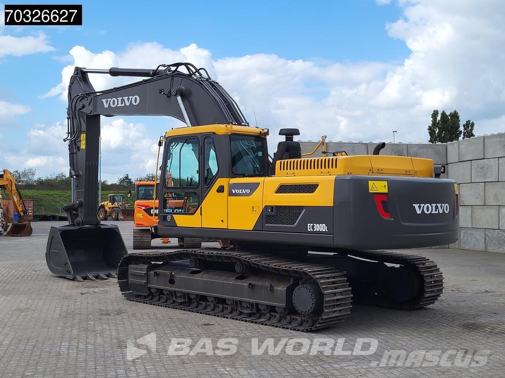 Volvo EC300 D L Telakaivukoneet