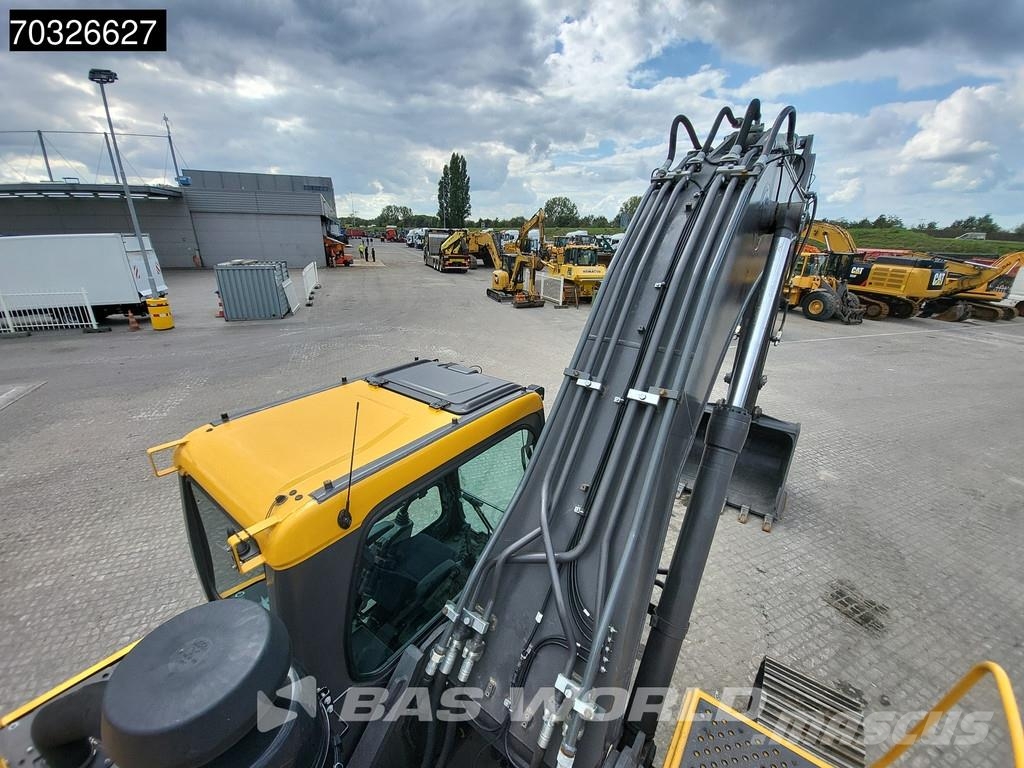 Volvo EC300 D L Telakaivukoneet