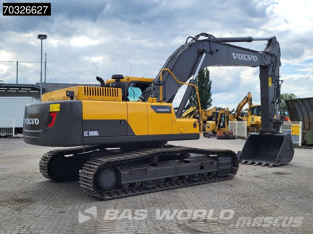 Volvo EC300 D L Telakaivukoneet