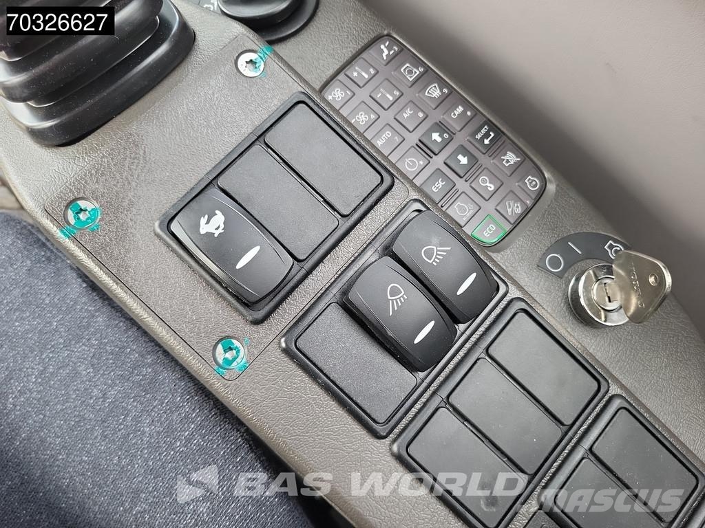 Volvo EC300 D L Telakaivukoneet