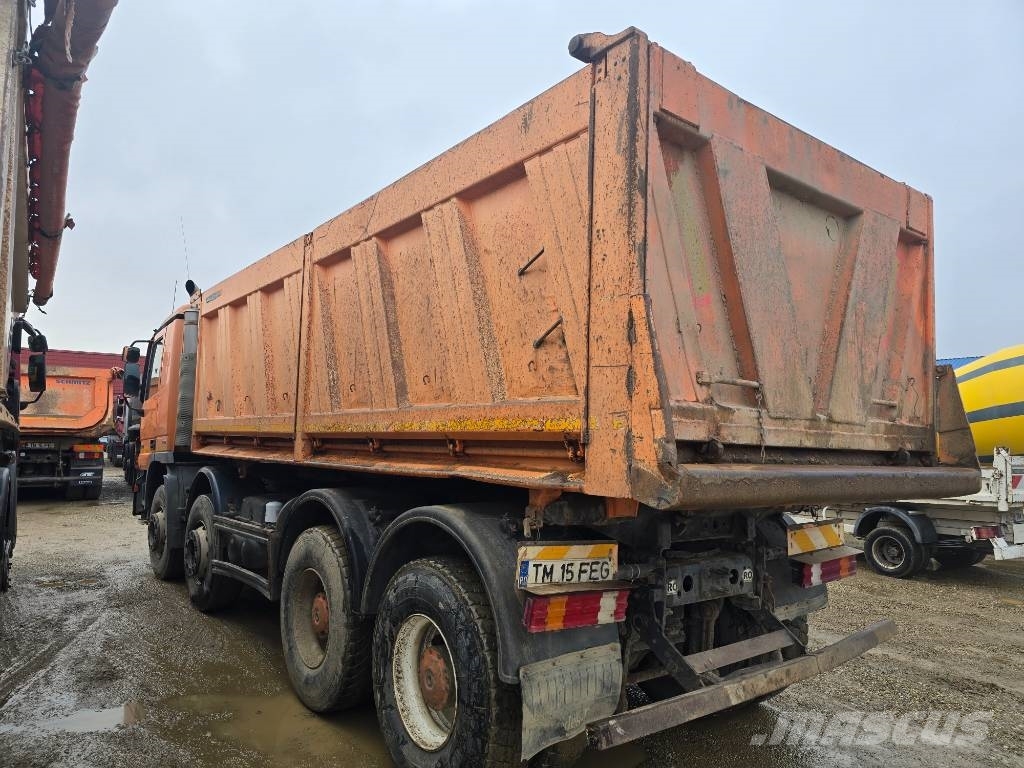 Mercedes-Benz Actros 4141 شاحنات قلابة