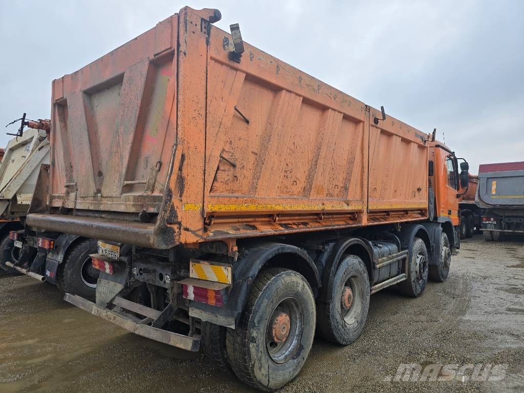 Mercedes-Benz Actros 4141 شاحنات قلابة