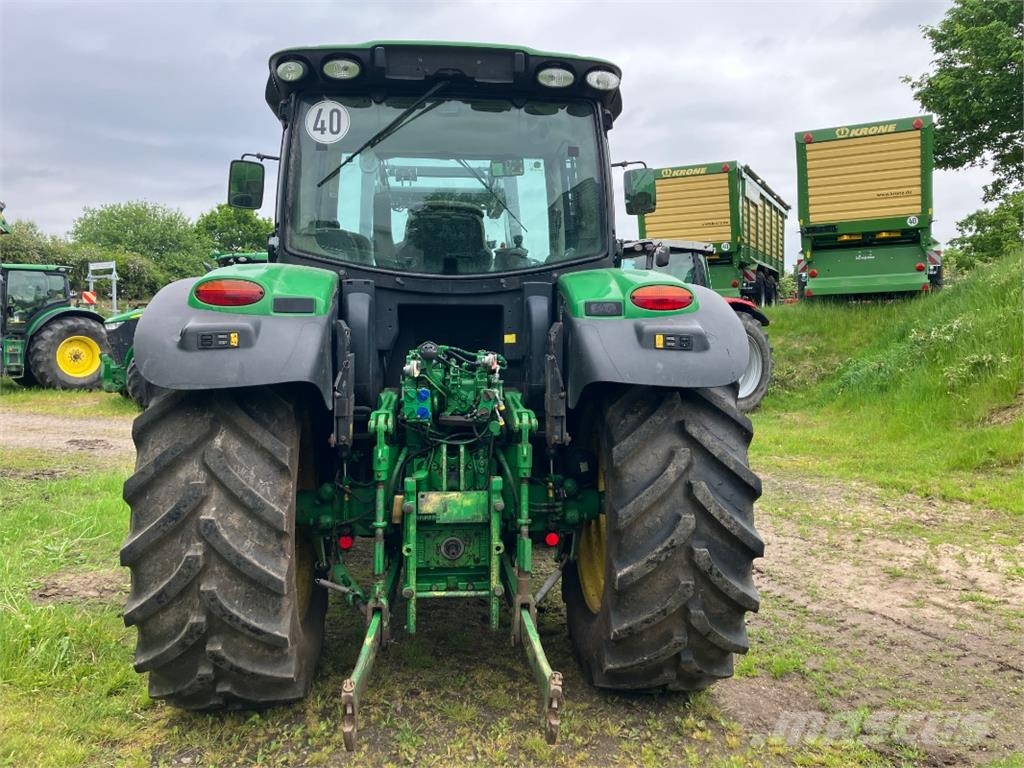 John Deere 6125R 트랙터
