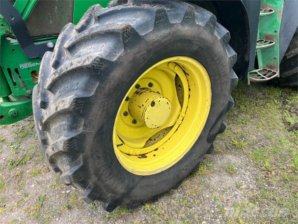 John Deere 6125R 트랙터