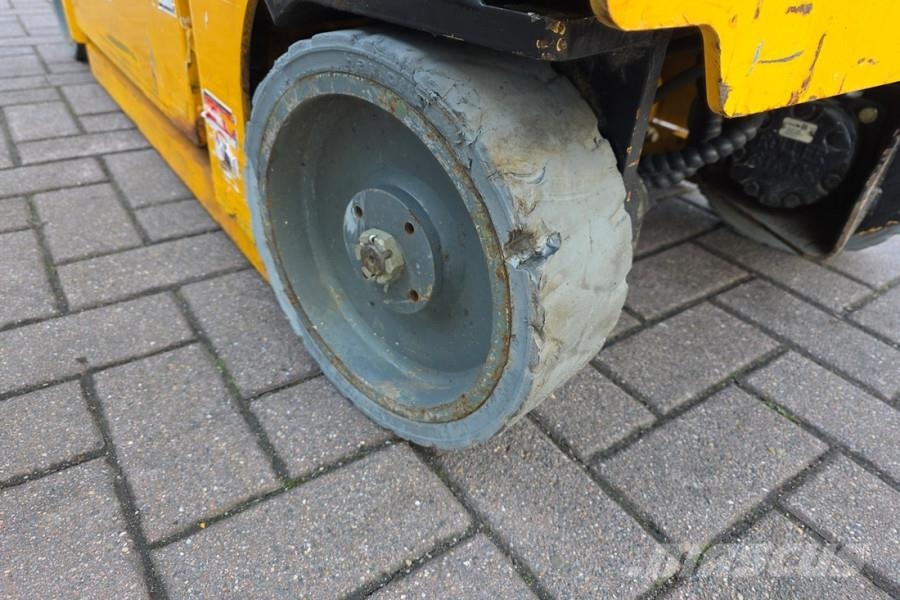 Haulotte Optimum 6 As-Is, Electric, 6.35m Working Height, 2 Scissor lifts