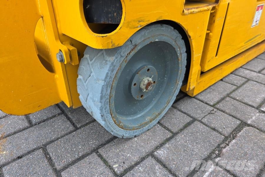 Haulotte Optimum 6 As-Is, Electric, 6.35m Working Height, 2 Scissor lifts