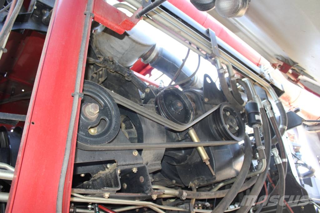 Case IH 6140 Axial-Flow Mähdrescher