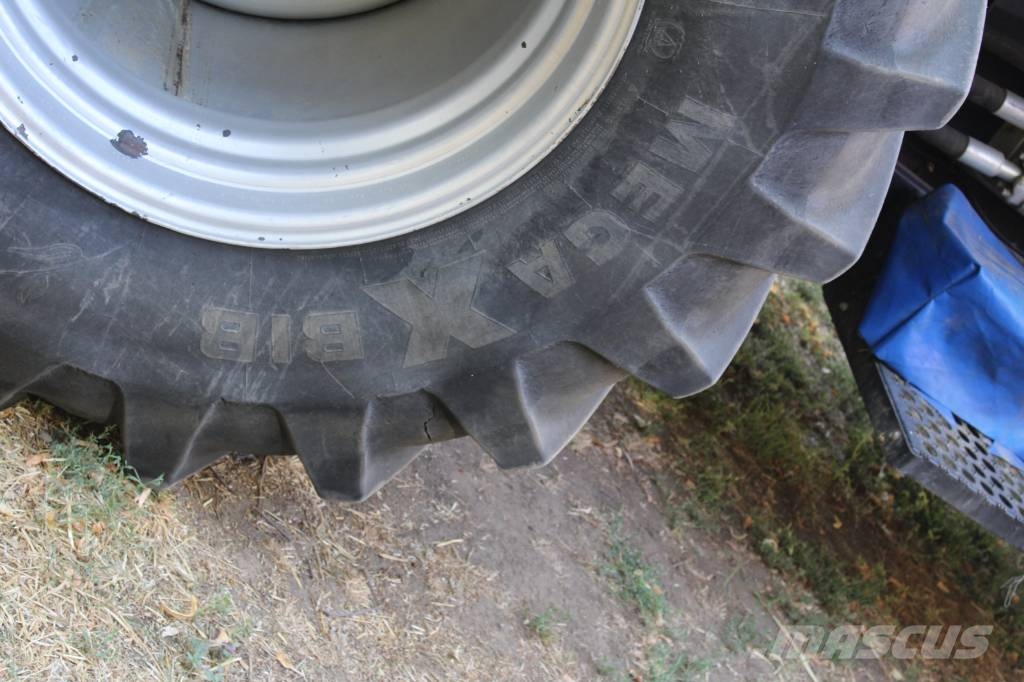 Case IH 6140 Axial-Flow Mähdrescher