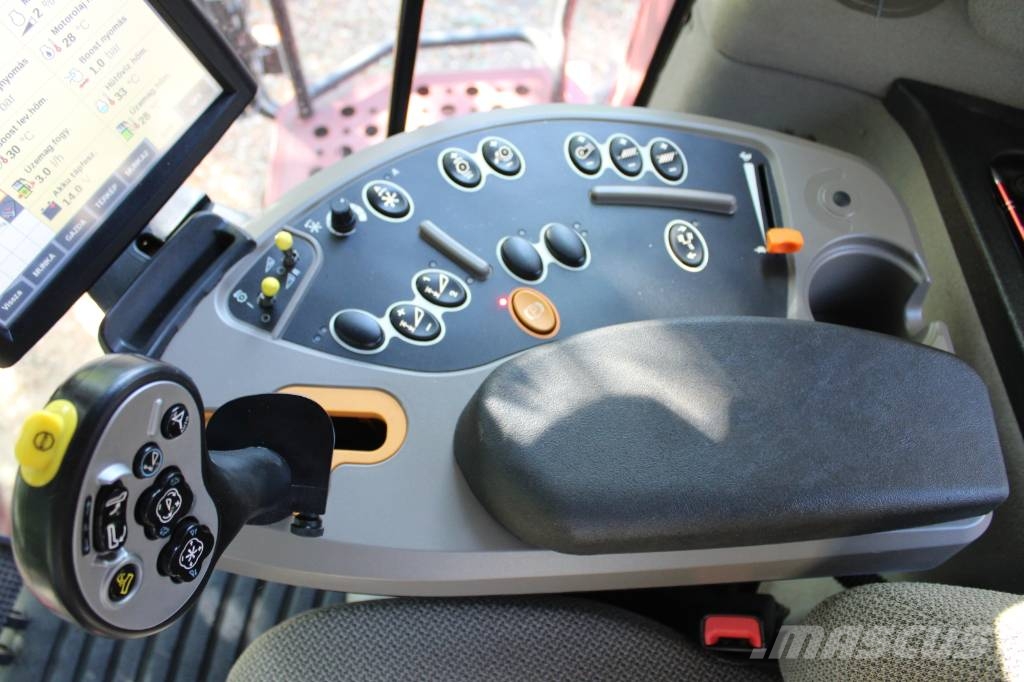 Case IH 6140 Axial-Flow Mähdrescher