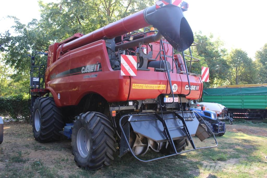 Case IH 6140 Axial-Flow Mähdrescher