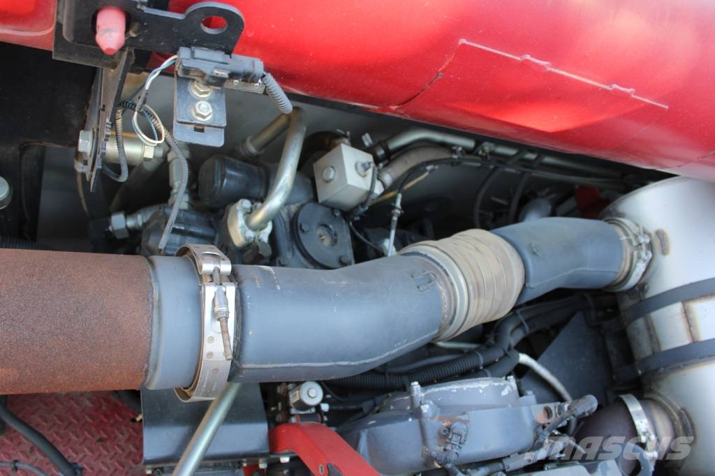 Case IH 6140 Axial-Flow Mähdrescher