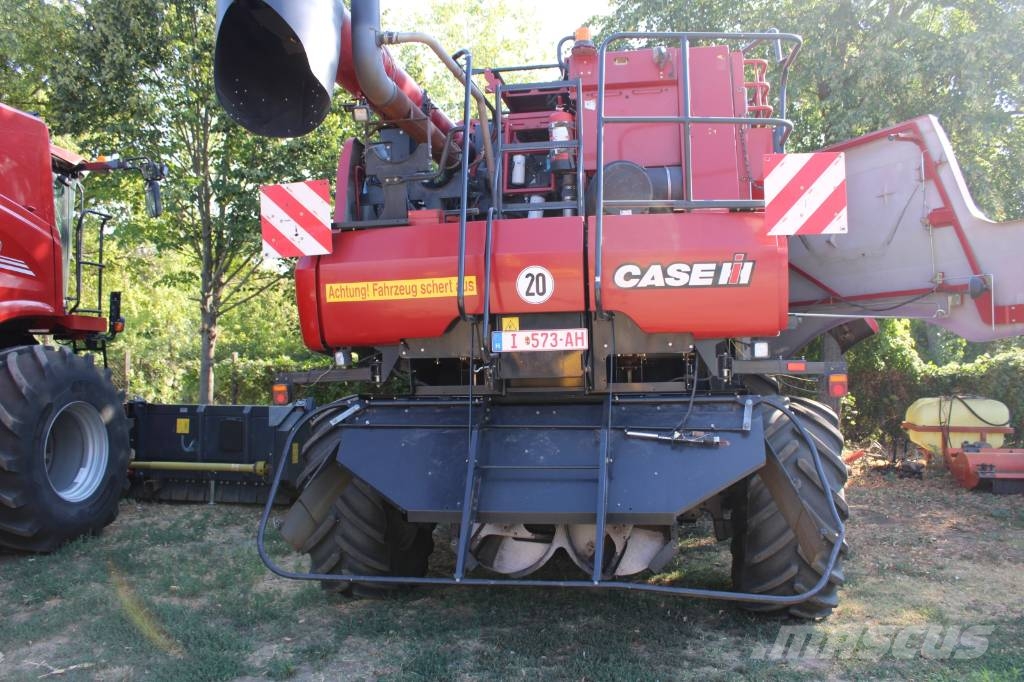 Case IH 6140 Axial-Flow Mähdrescher