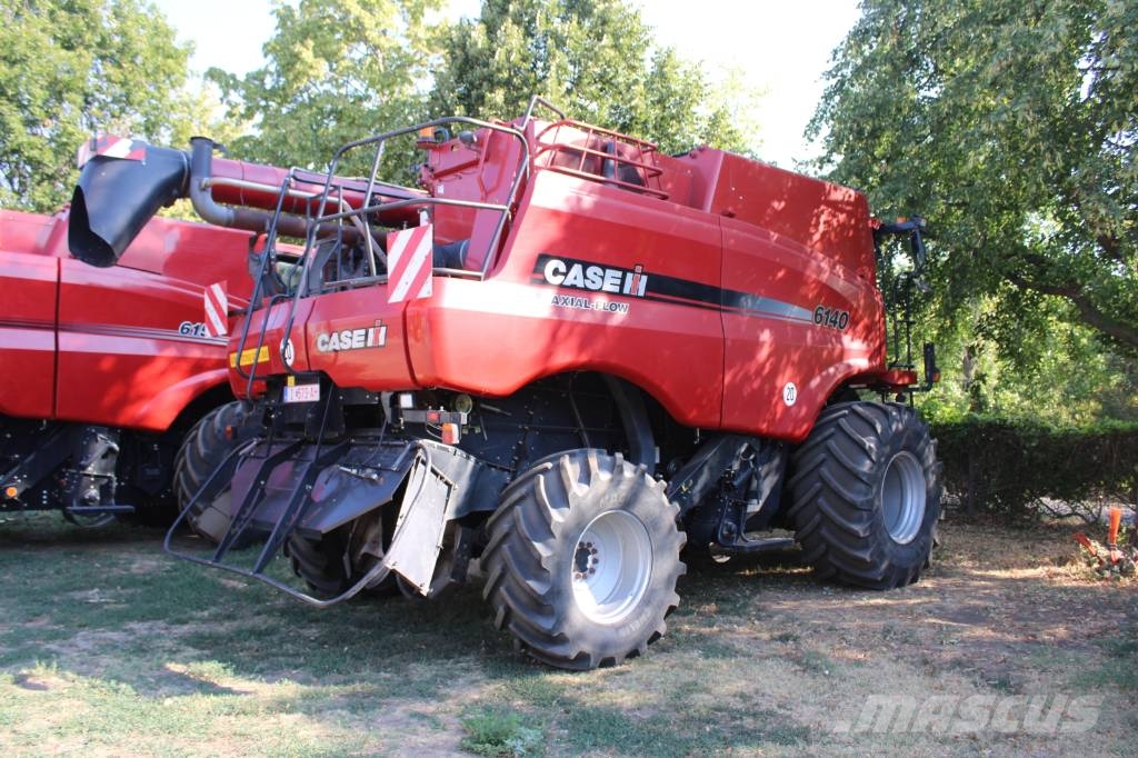 Case IH 6140 Axial-Flow Mähdrescher