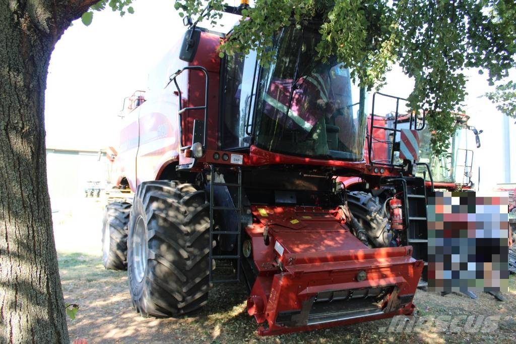 Case IH 6140 Axial-Flow Mähdrescher