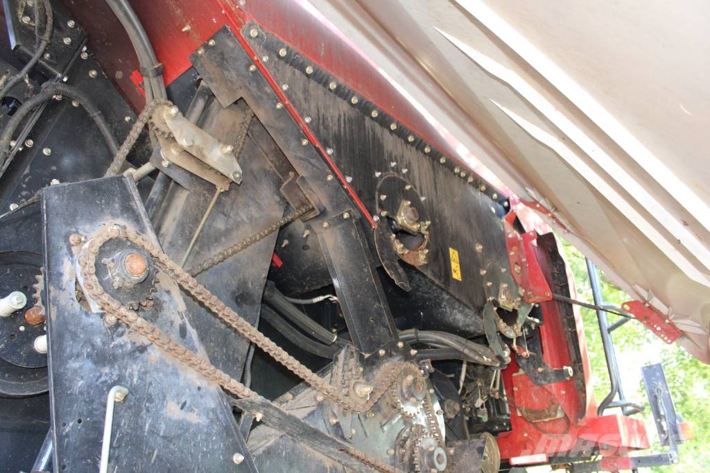 Case IH 6140 Axial-Flow Mähdrescher