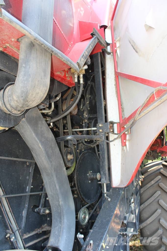 Case IH 6140 Axial-Flow Mähdrescher