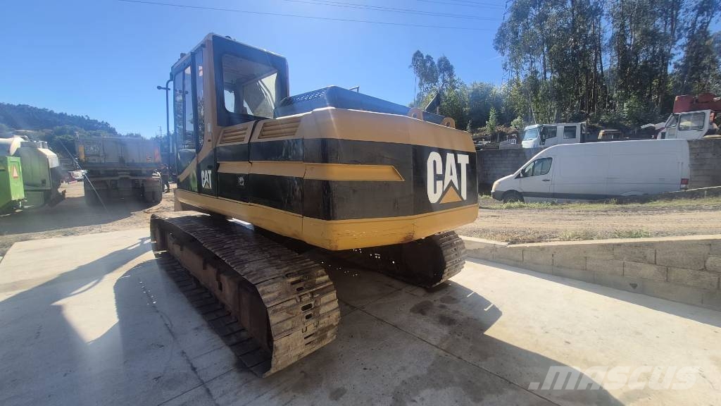CAT 320 L Telakaivukoneet