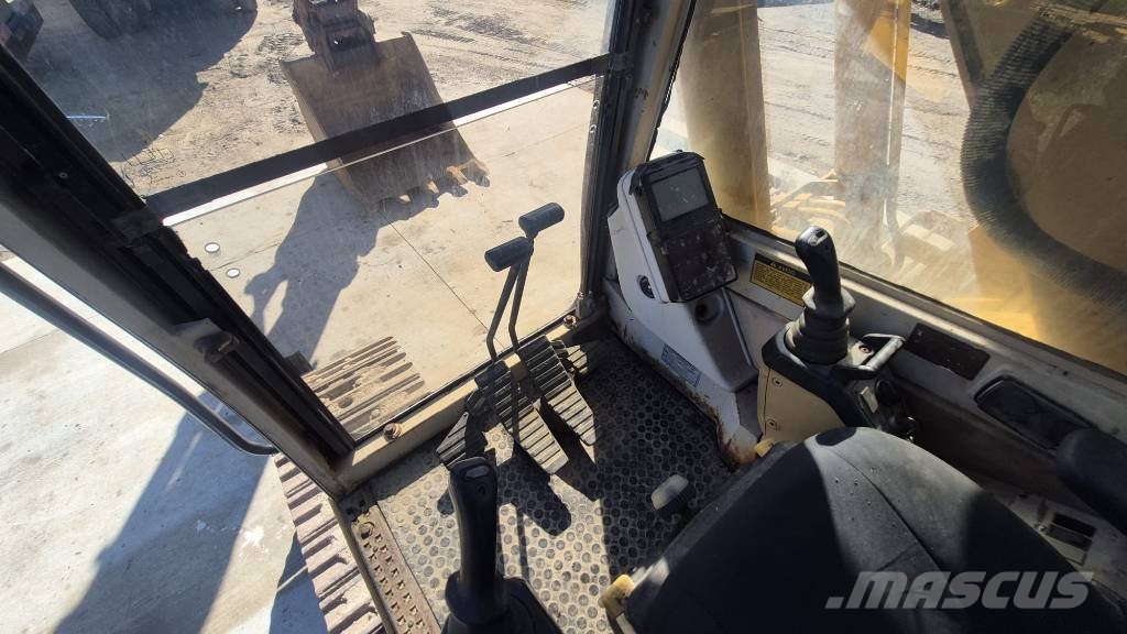 CAT 320 L Telakaivukoneet