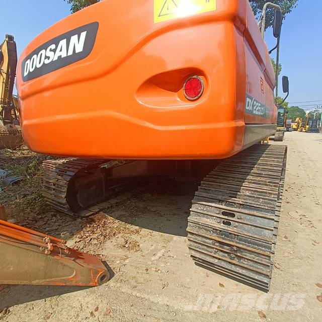 Doonan 225lcv Kāpurķēžu ekskavatori