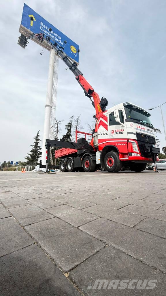 Volvo FH540 camión caja abierta Rabljeni žerjavi za vsak teren