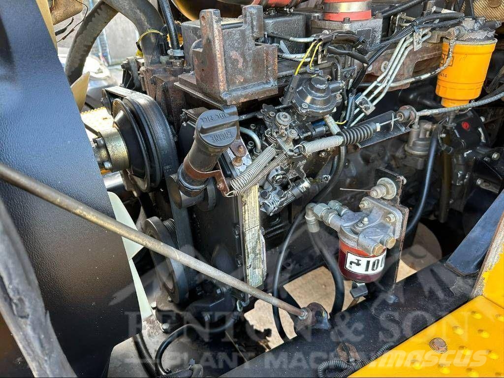 JCB 714 Karjeriniai savivarčiai