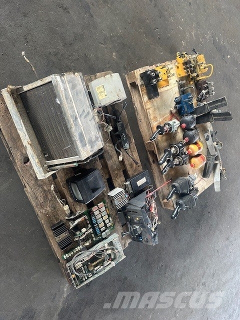 Liebherr CAB COMPLET PARTS Førerhus og Interiør