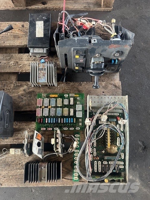 Liebherr CAB COMPLET PARTS Førerhus og Interiør