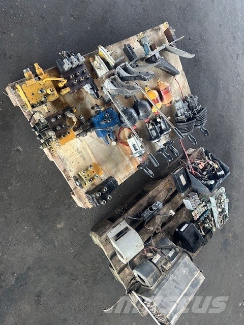 Liebherr CAB COMPLET PARTS Førerhus og Interiør