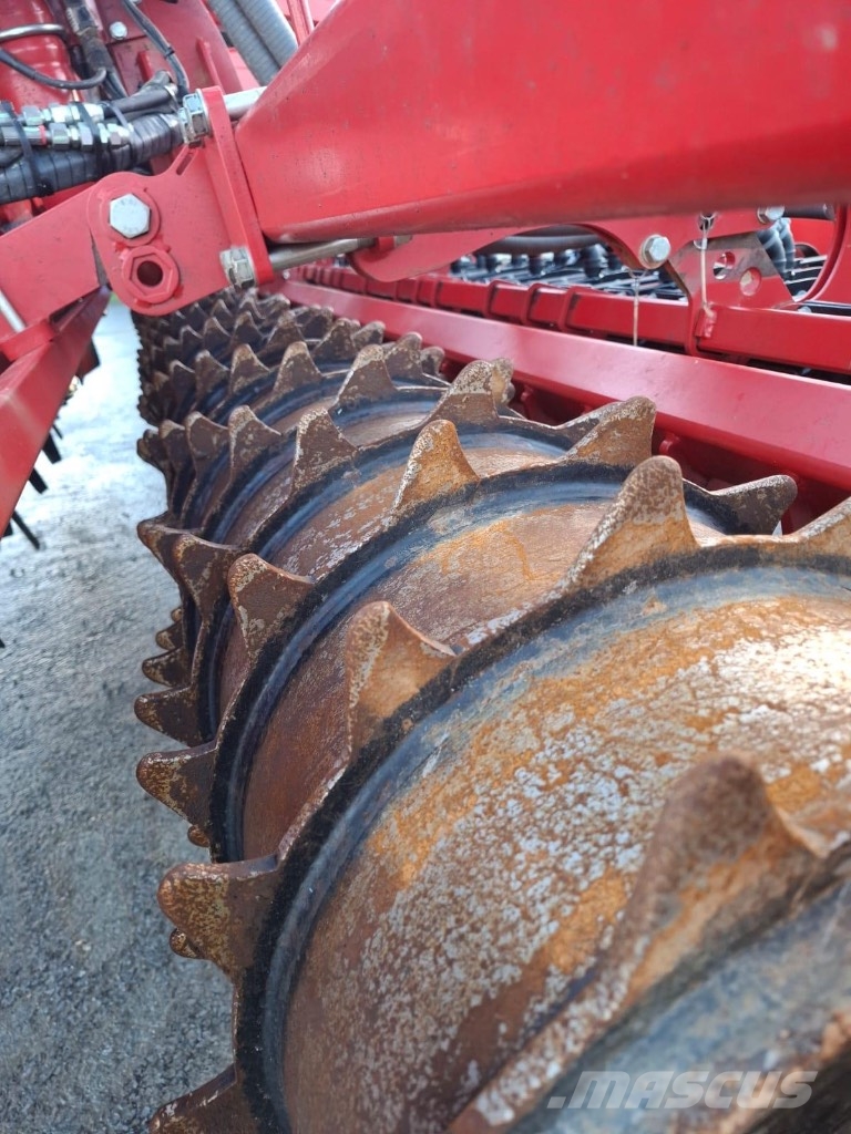 Horsch Pronto 6 KR مثاقيب