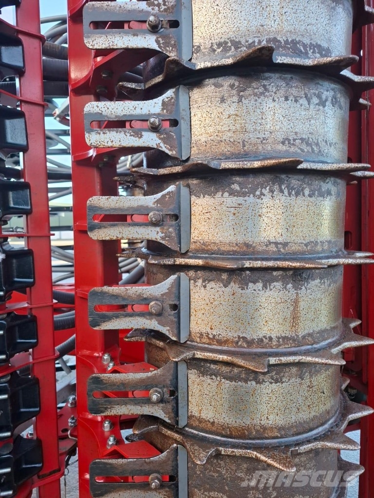 Horsch Pronto 6 KR مثاقيب