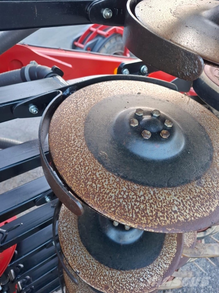 Horsch Pronto 6 KR مثاقيب