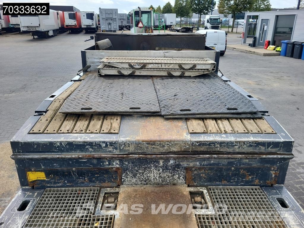 Kässbohrer LB3E MOT 05/27 Steering +Liftaxle Ramps Žemo iškrovimo puspriekabės