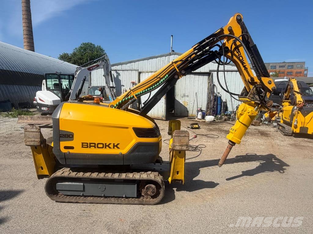 Brokk 280 Pelle de démolition