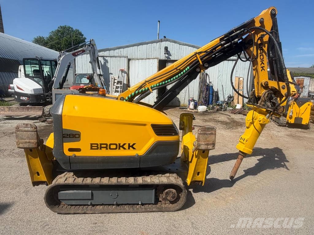 Brokk 280 Pelle de démolition