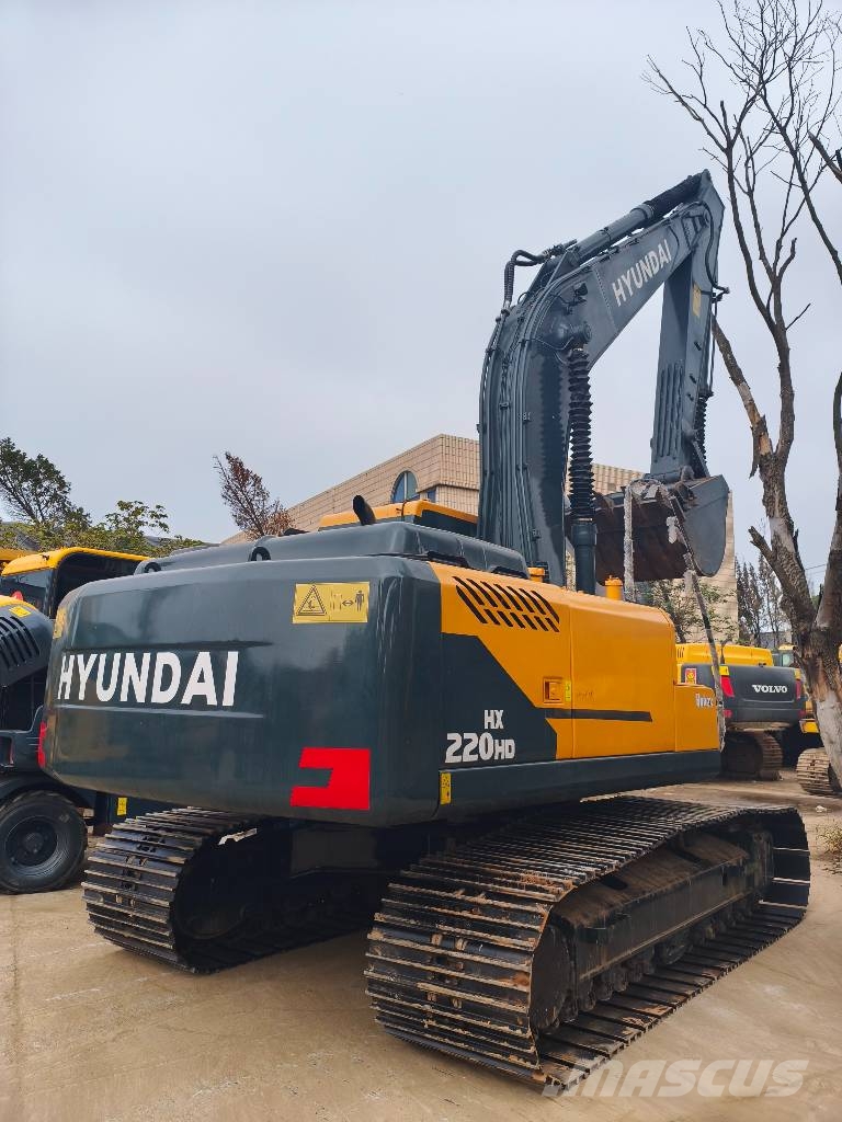 Hyundai HX220HD Raupenbagger