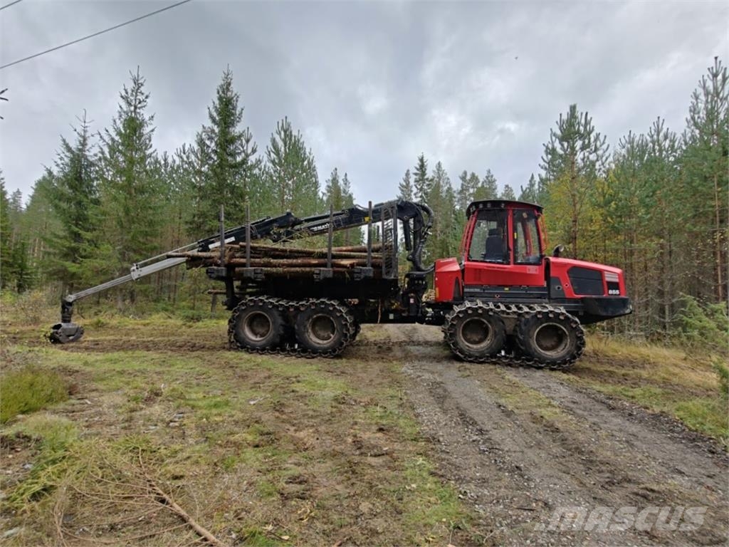 Komatsu XF 855-3 Forvarderi