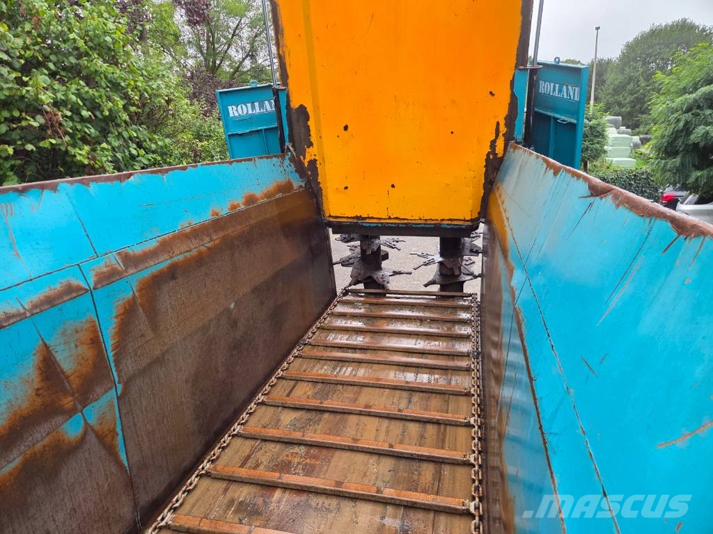 Rolland Rollforce 6118 معدات توزيع السماد العضوي