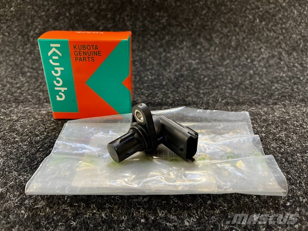 Kubota 1J801-59710 Двигуни