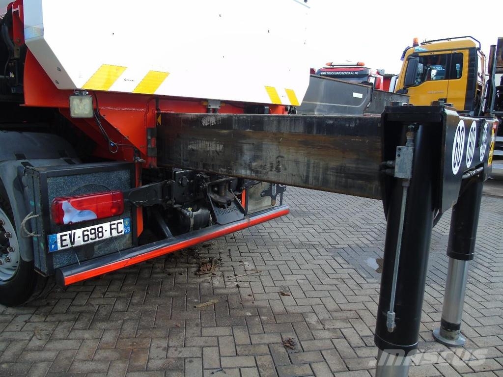 MAN TGX 580 + EFFER 1855/6S + 8X4 + EURO 6 + REMOTE + Grúas todo terreno