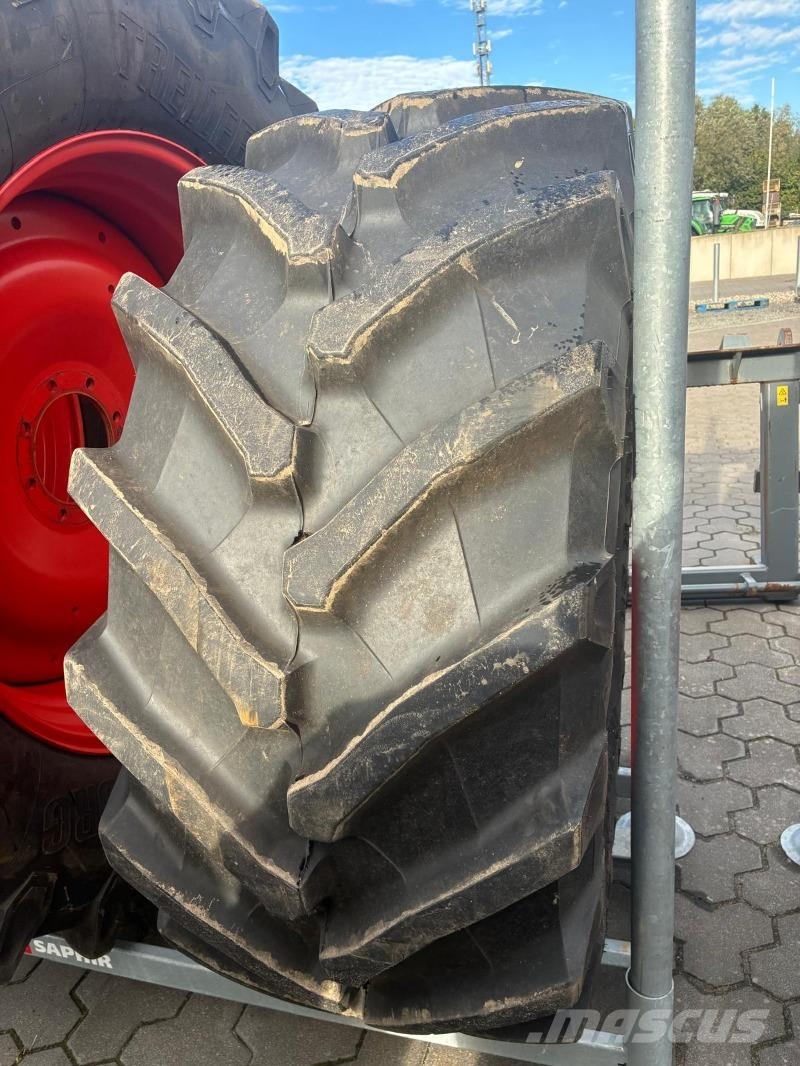 Trelleborg 650/65R42 + 600/65R28 TM 800 - Claas Arion Agricultura - Outros
