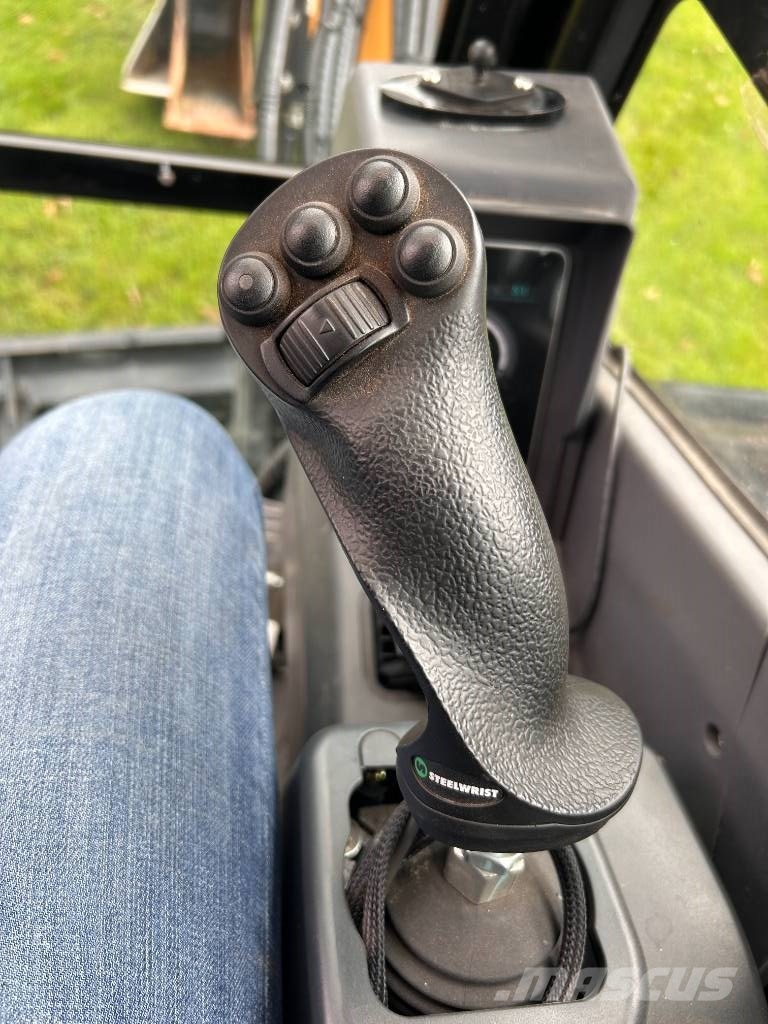 Sany SY 50 U Mini kotrók < 7t