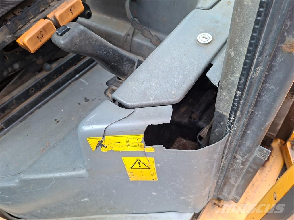 Volvo L 45 B - TP 4X4 Прочие фургоны