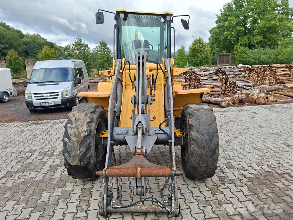 Volvo L 45 B - TP 4X4 Прочие фургоны